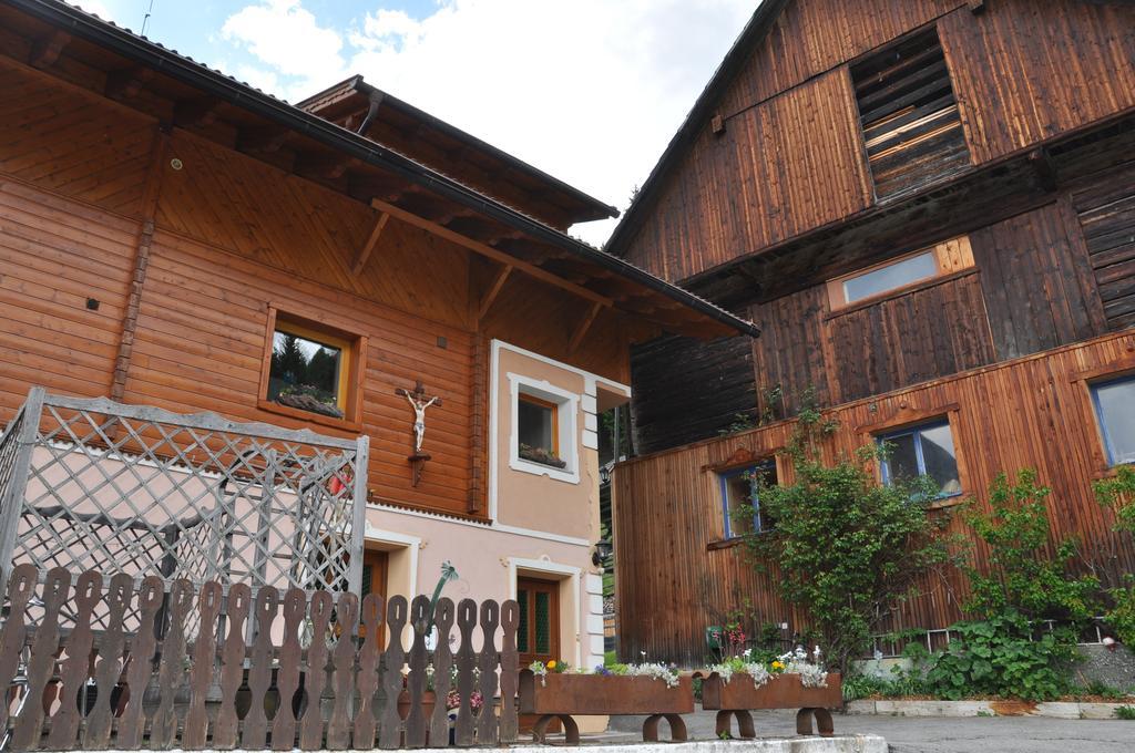 Апартаменти Almen-Kraeuter-Oberreiter Dellach im Drautal Екстер'єр фото